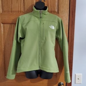 💖SOLD💖 Green North Face Softshell Jacket